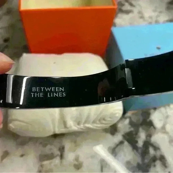 Kate Spade New York Carousel Watch - Picture 8 of 8